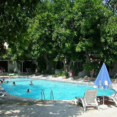 Celebrity Hotel 4*